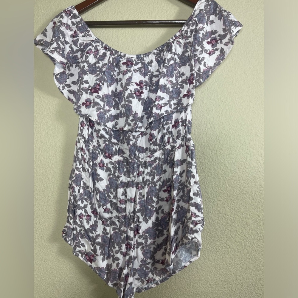 Honey Punch romper size small floral print tassel tie at waist